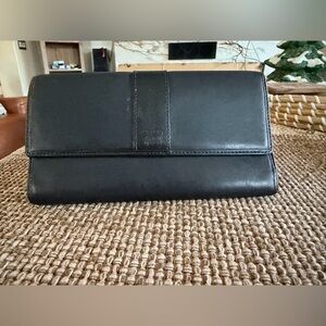Vintage Coach Hampton Leatherware wallet